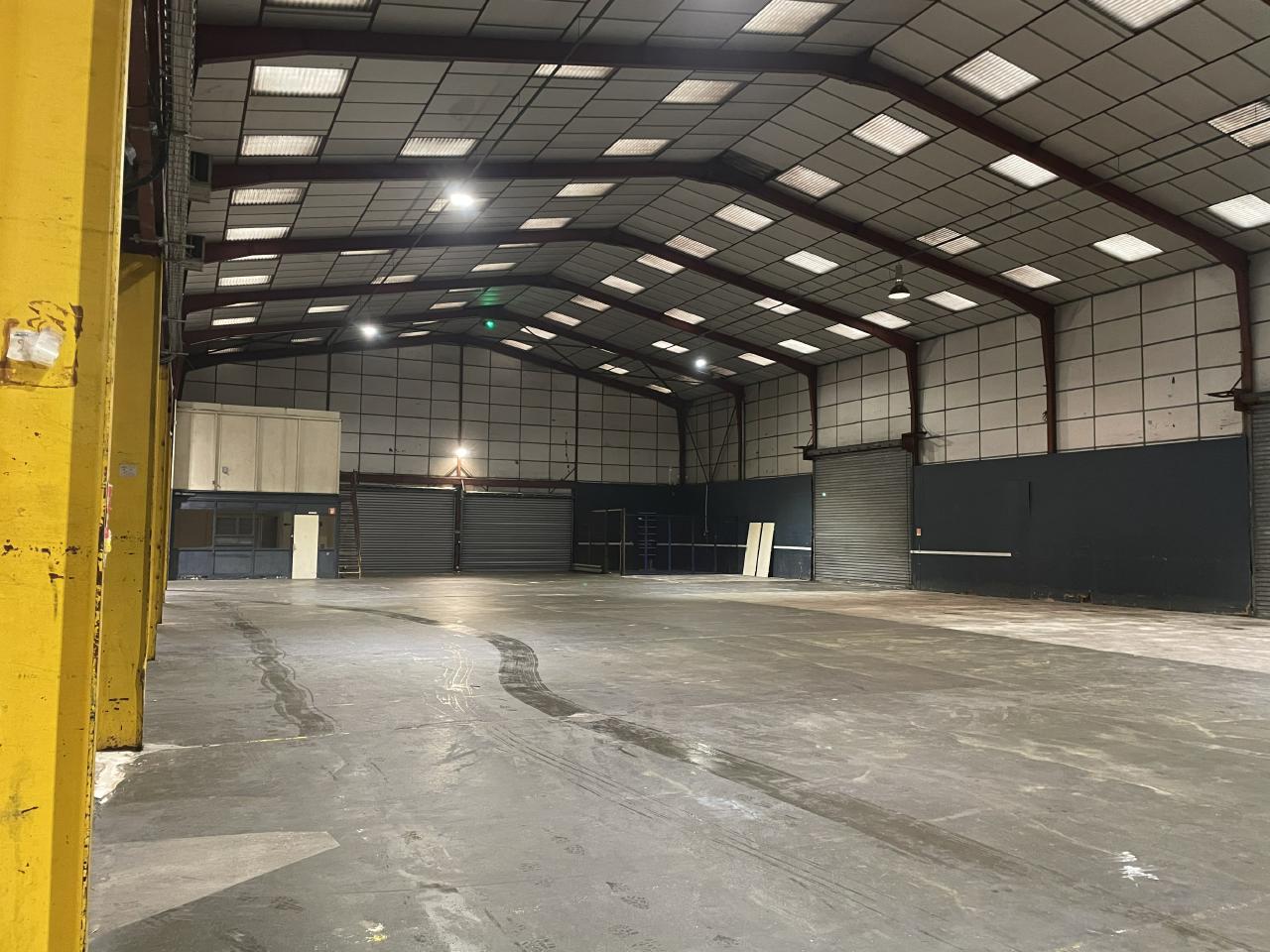 Local d'activité Fleury-les-Aubrais 2781m² Location local d'activité Fleury-les-Aubrais Loiret OLACT2420145 8